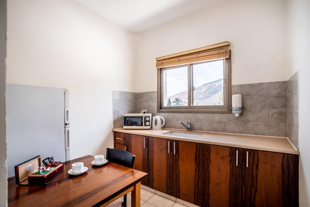 Aviv Holiday Flat Тверия Экстерьер фото