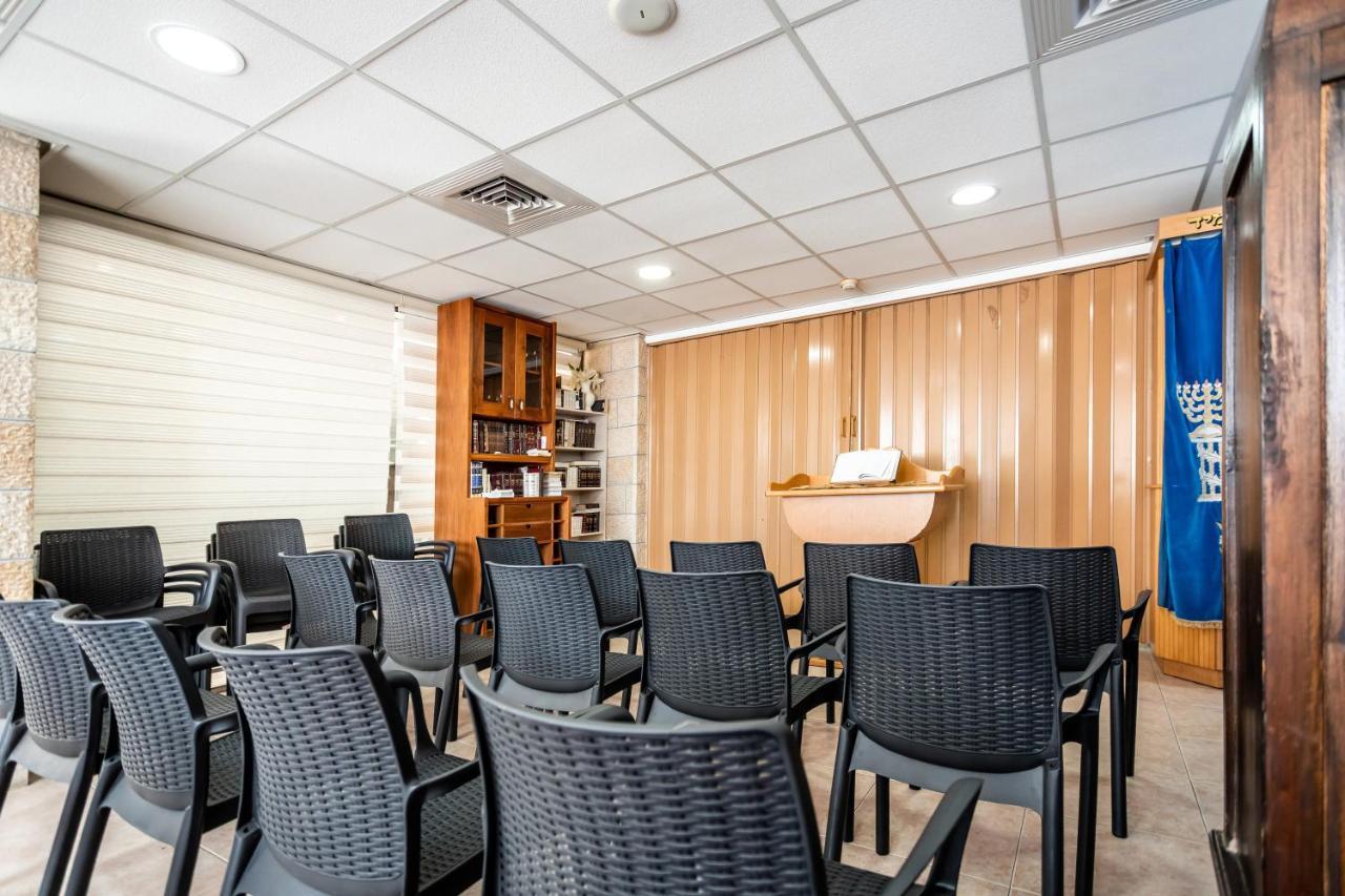 Aviv Holiday Flat Тверия Экстерьер фото
